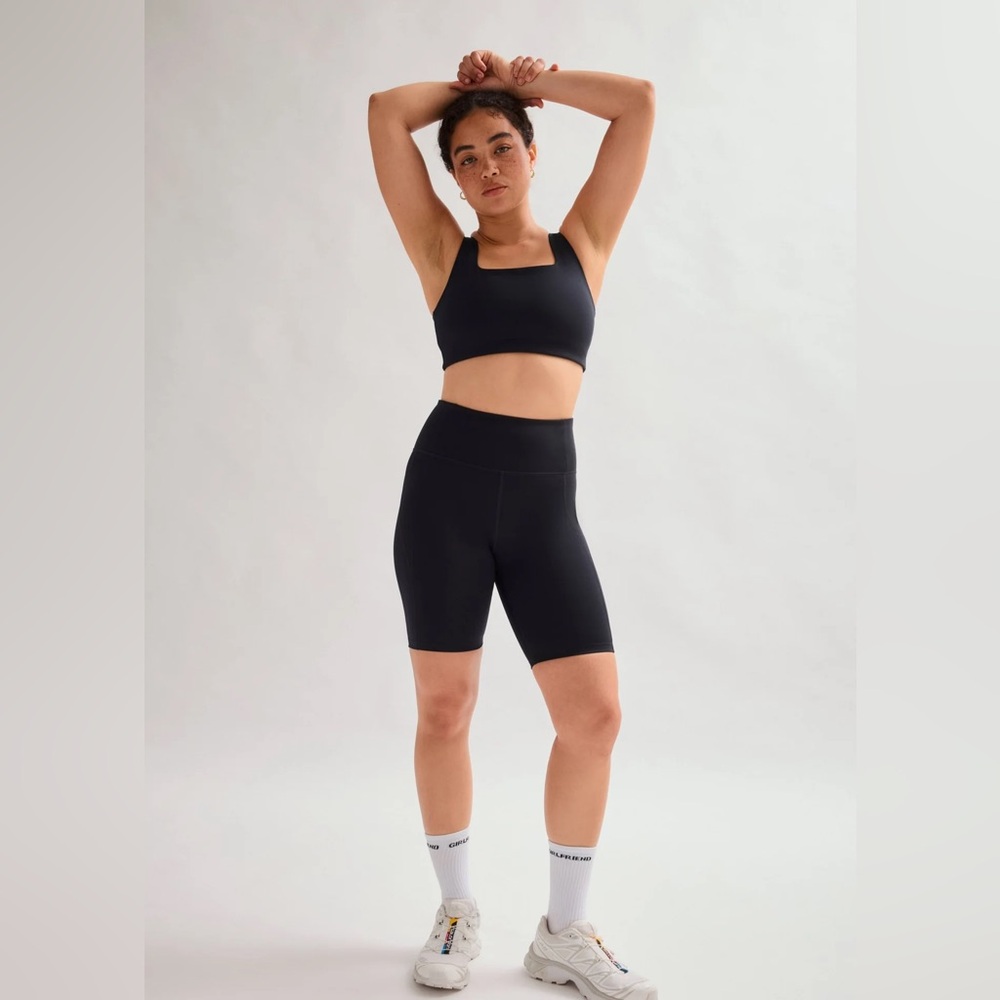 GIRLFRIEND COLLECTIVE high rise black bike shorts size small